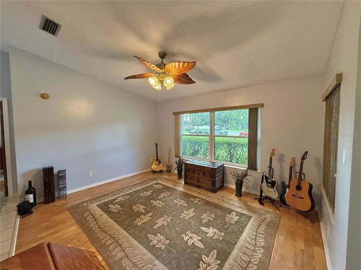 Image No.5-Propriété de 4 chambres à vendre à Kissimmee