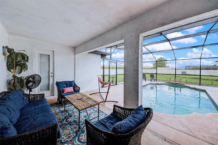 Image No.32-6 Bed Property for sale