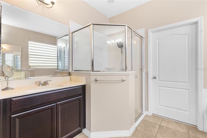 Image No.11-4 Bed Property for sale