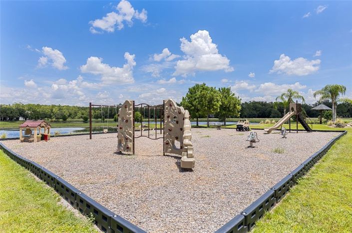 Image No.29-4 Bed Property for sale