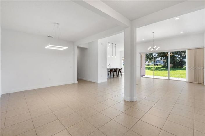 Image No.17-4 Bed Property for sale