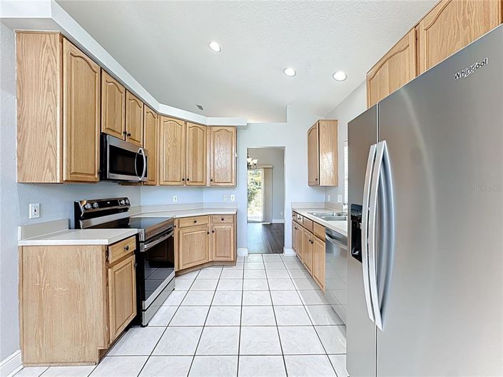 Image No.10-3 Bed Property for sale