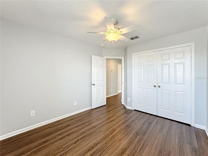 Image No.42-3 Bed Property for sale