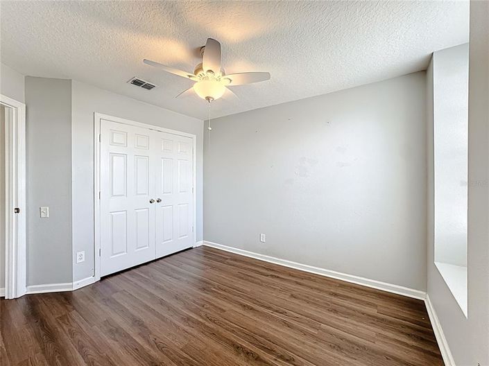 Image No.43-3 Bed Property for sale