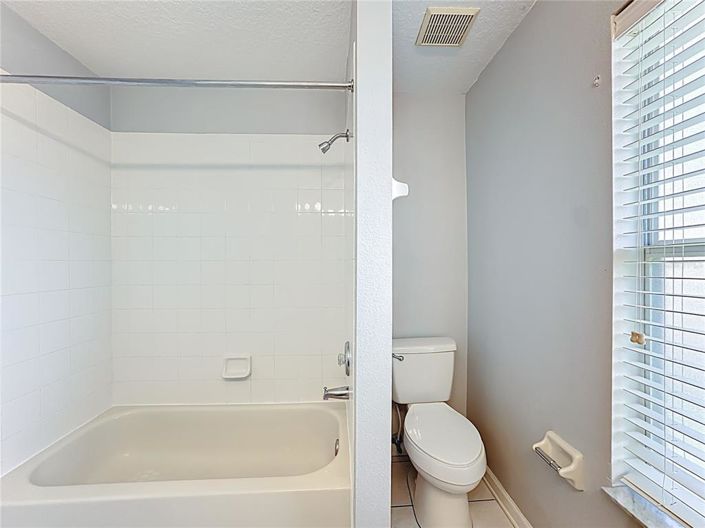 Image No.45-3 Bed Property for sale