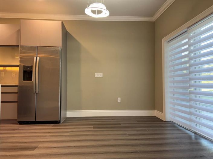 Image No.17-4 Bed Townhouse for sale