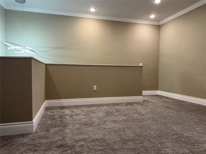 Image No.23-4 Bed Townhouse for sale