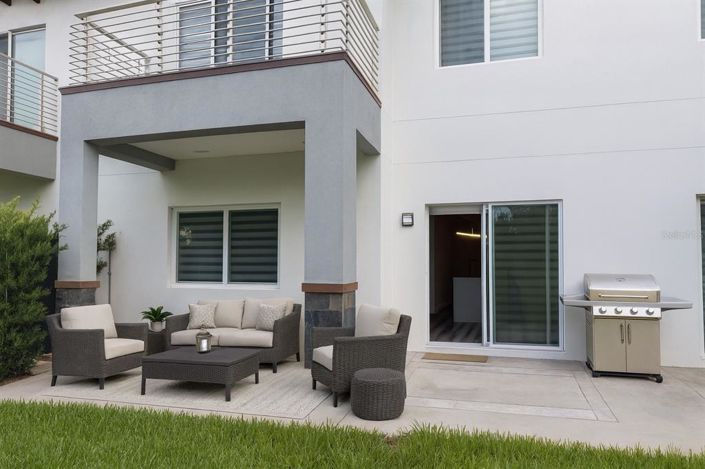 Image No.44-4 Bed Townhouse for sale