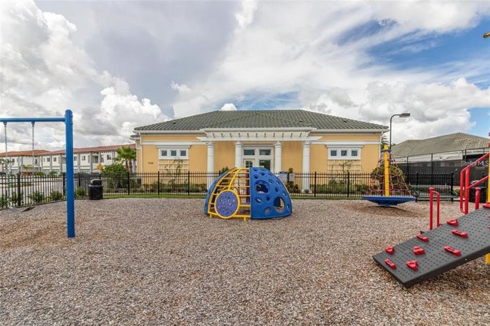 Image No.54-4 Bed Townhouse for sale