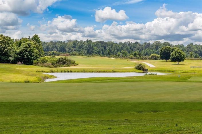 Image No.67-4 Bed Townhouse for sale