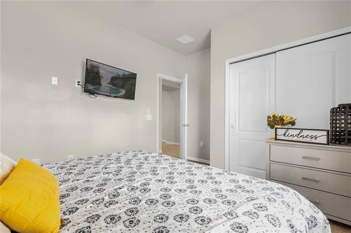 Image No.20-5 Bed Townhouse for sale