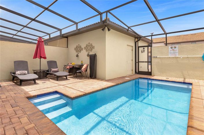 Image No.37-5 Bed Townhouse for sale