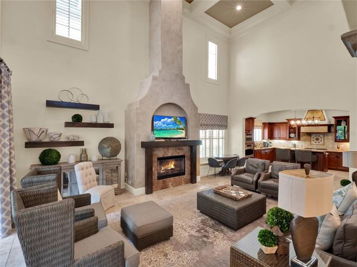 Image No.29-7 Bed Property for sale