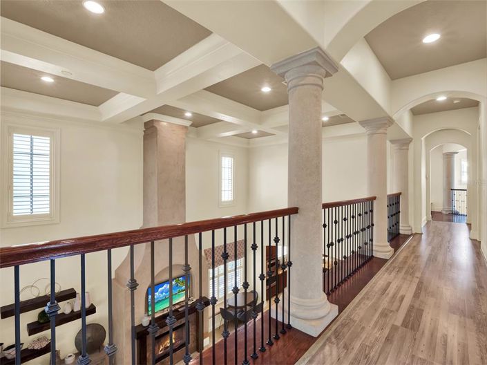 Image No.51-7 Bed Property for sale