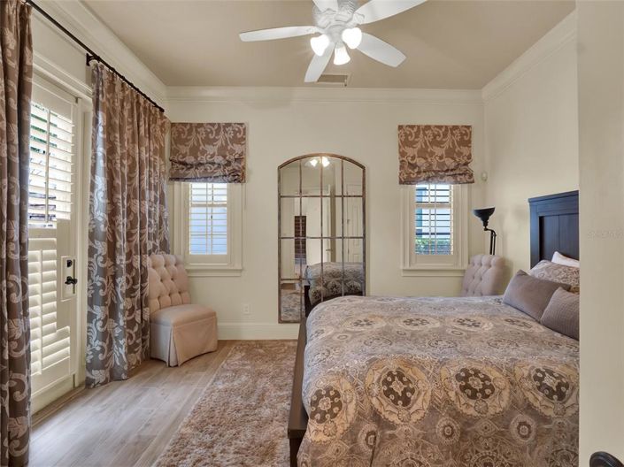 Image No.62-7 Bed Property for sale