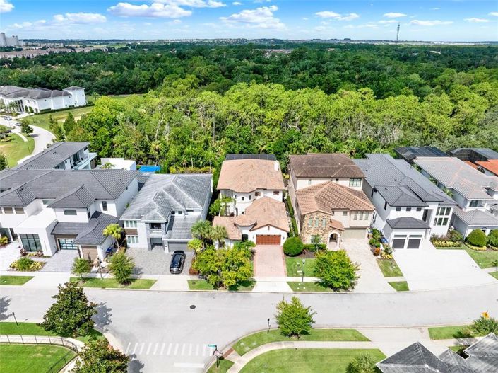 Image No.8-7 Bed Property for sale