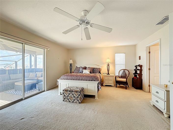 Image No.20-5 Bed Property for sale