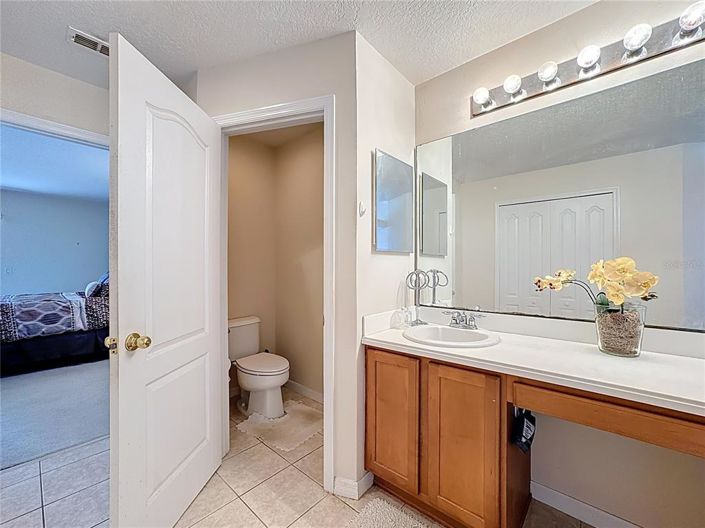 Image No.24-5 Bed Property for sale