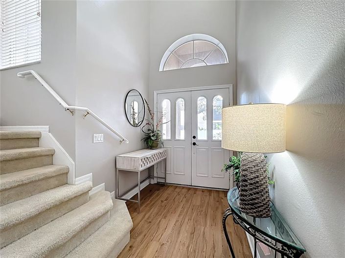 Image No.5-5 Bed Property for sale