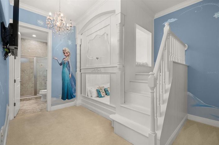 Image No.43-5 Bed Property for sale