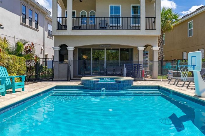 Image No.56-5 Bed Property for sale