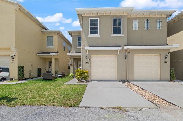 Image No.2-4 Bed Townhouse for sale