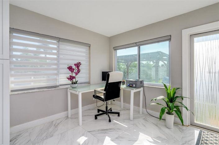 Image No.11-3 Bed Property for sale