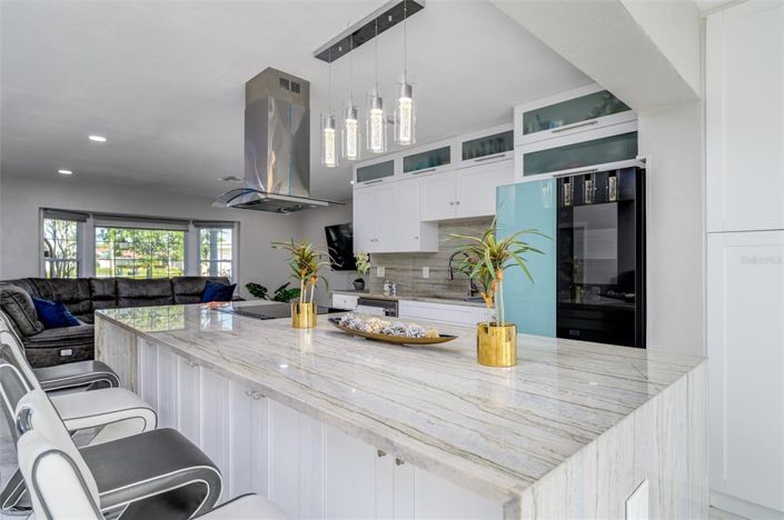 Image No.13-3 Bed Property for sale