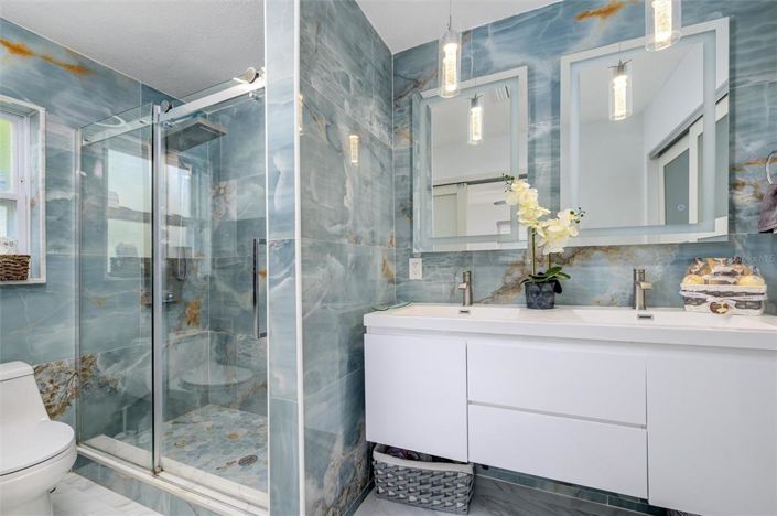 Image No.21-3 Bed Property for sale