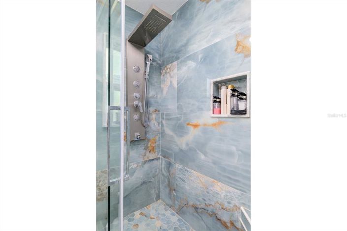 Image No.22-3 Bed Property for sale