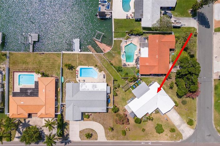 Image No.36-3 Bed Property for sale