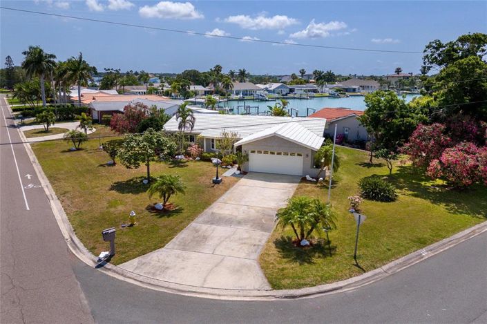 Image No.41-3 Bed Property for sale