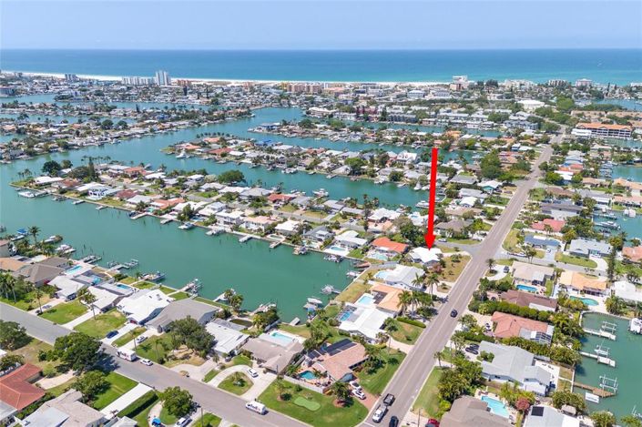 Image No.44-3 Bed Property for sale