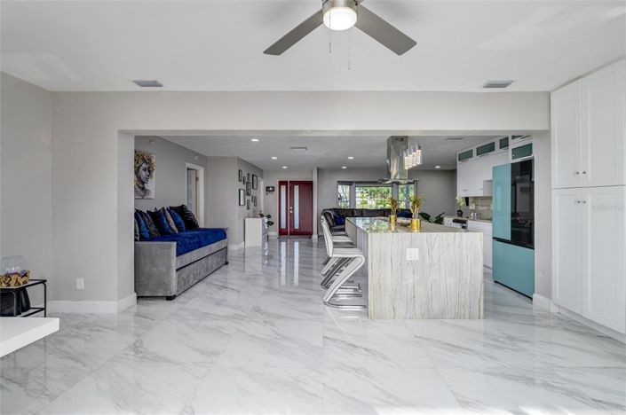 Image No.8-3 Bed Property for sale