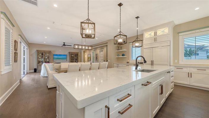 Image No.23-4 Bed Property for sale