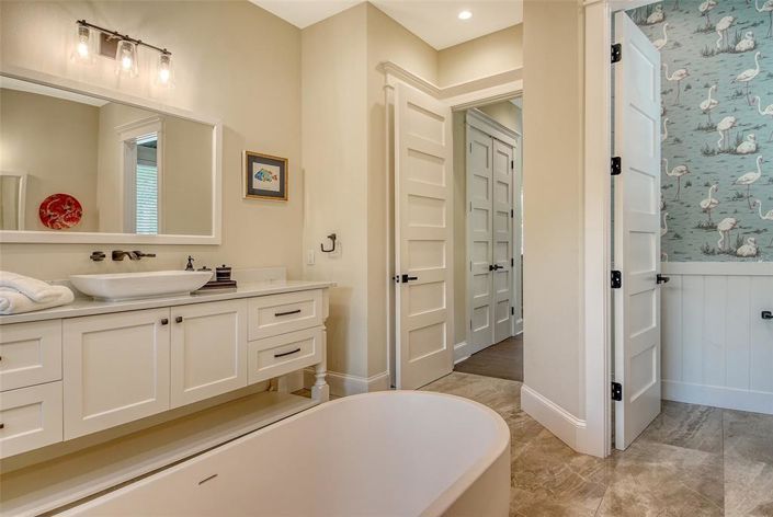 Image No.45-4 Bed Property for sale