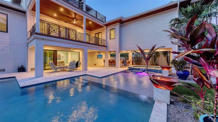 Image No.68-4 Bed Property for sale