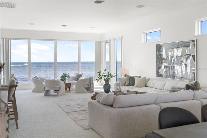 Image No.2-Propriété de 4 chambres à vendre à Holmes Beach