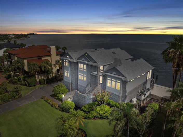 Image No.3-Propriété de 4 chambres à vendre à Holmes Beach