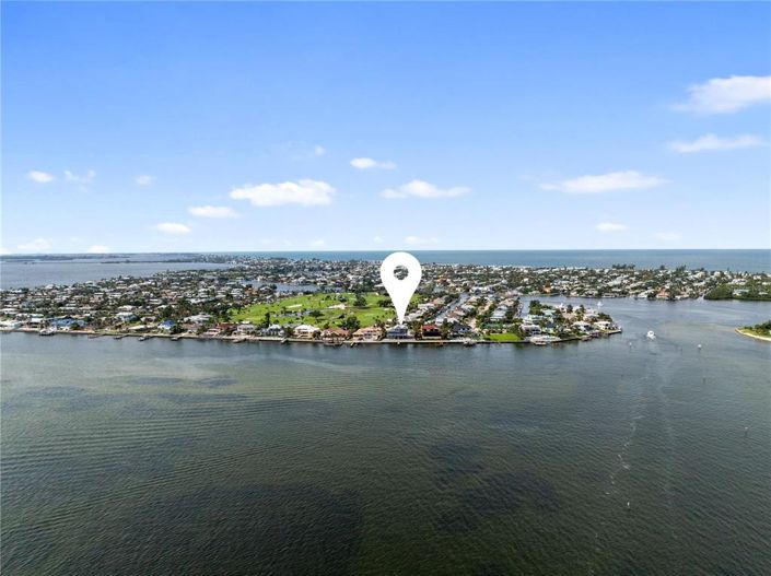 Image No.7-Propriété de 4 chambres à vendre à Holmes Beach