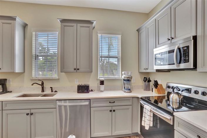 Image No.6-3 Bed Property for sale