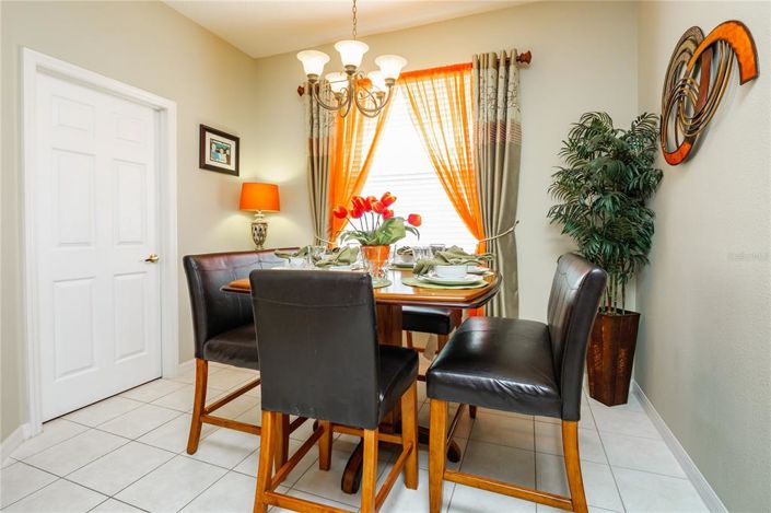 Image No.8-4 Bed Property for sale