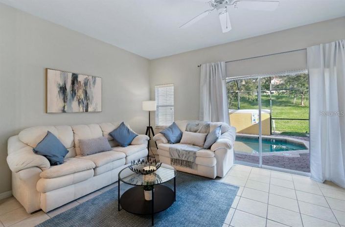 Image No.5-Maison de ville de 3 chambres à vendre à Kissimmee