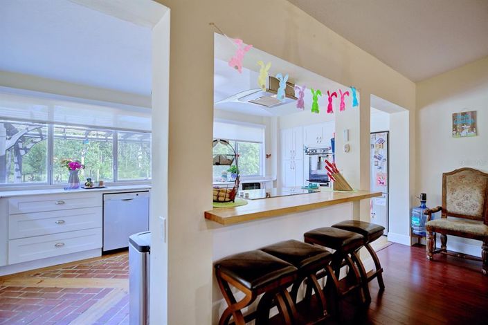 Image No.14-4 Bed Property for sale