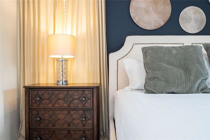 Image No.59-6 Bed Property for sale