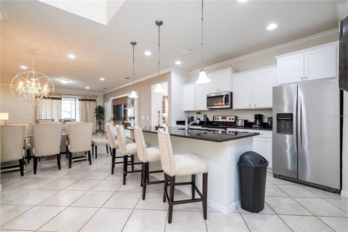 Image No.69-6 Bed Property for sale