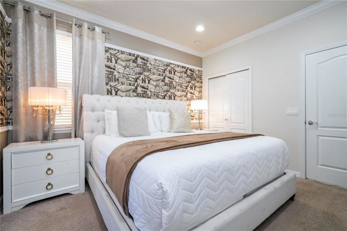 Image No.84-6 Bed Property for sale