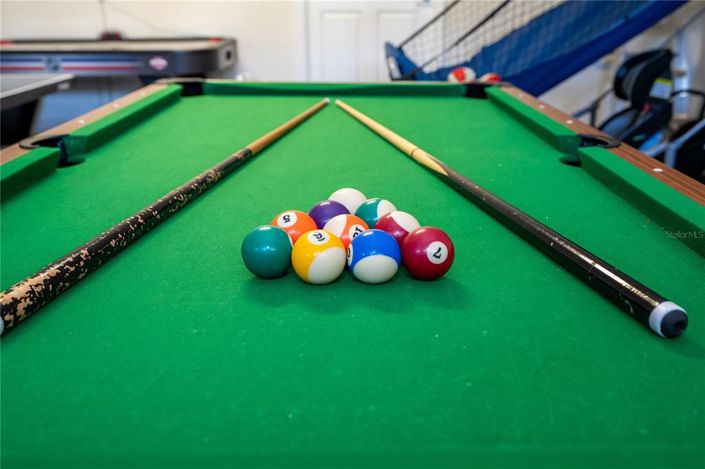 Image No.90-6 Bed Property for sale