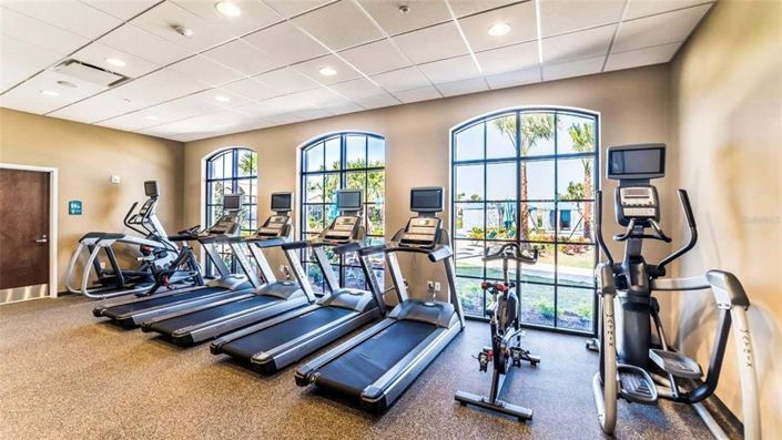 Image No.94-6 Bed Property for sale