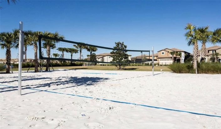 Image No.98-6 Bed Property for sale